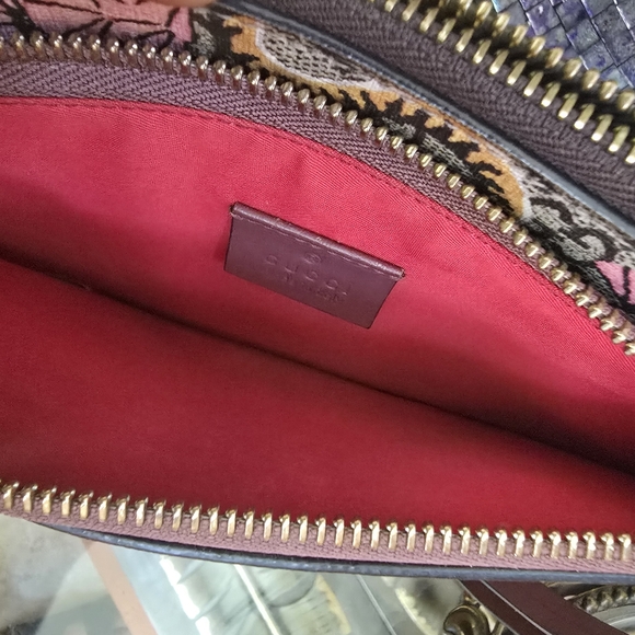 Gucci GG Supreme Bengal Blooms Dual Pouch Shoulder Bag - Picture 2 of 12